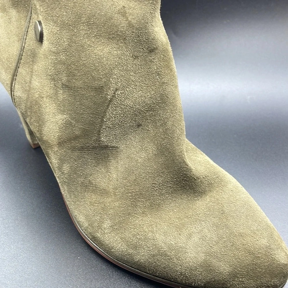 TAHARI Christy Studded Suede Bootie in Olive, 9.5, NWOT - Picture 14 of 16